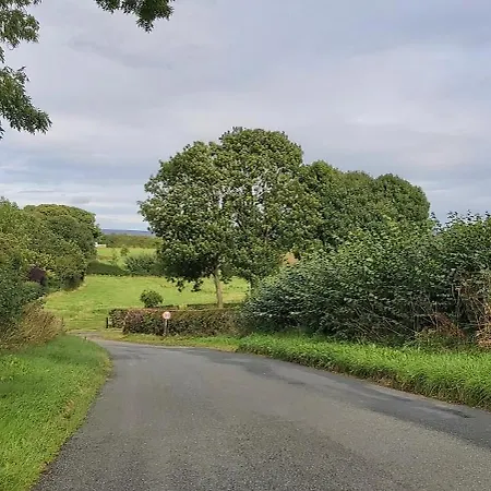 Willow 4 Bed, Cosy Stopover, Dogs Welcome Semesterbostad