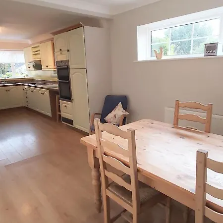 Сasa de vacaciones Willow 4 Bed, Cosy Stopover, Dogs Welcome