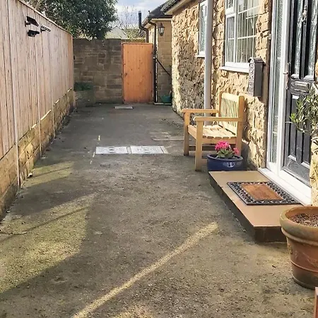 Willow 4 Bed, Cosy Stopover, Dogs Welcome Thornton-le-Beans