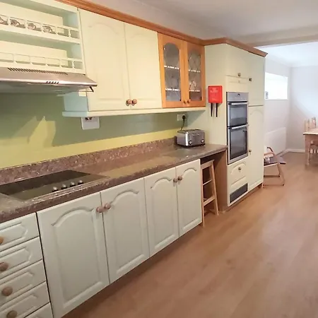 Willow 4 Bed, Cosy Stopover, Dogs Welcome Thornton-le-Beans